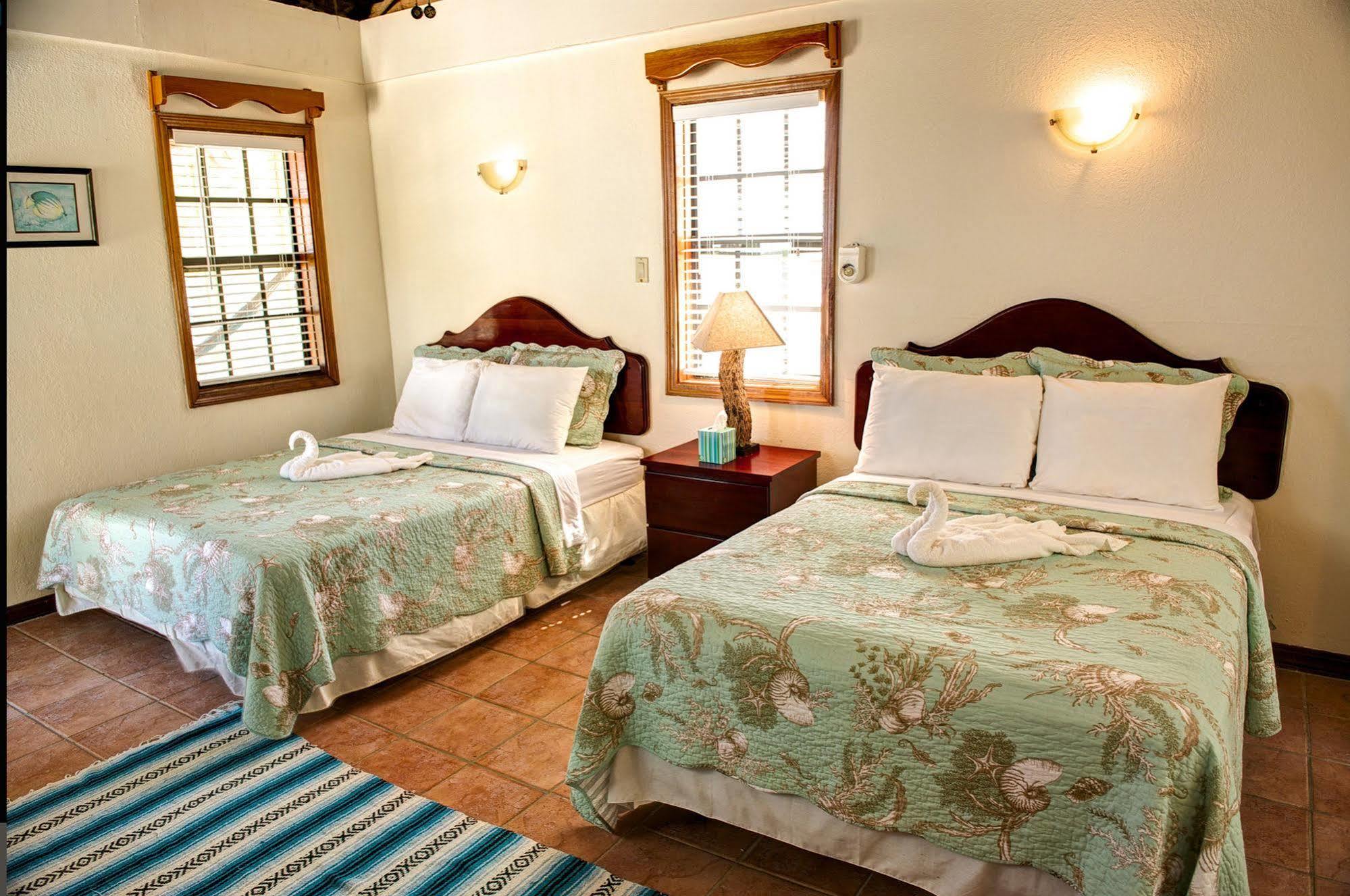 Blackbird Caye Resort Turneffe Atoll Dış mekan fotoğraf